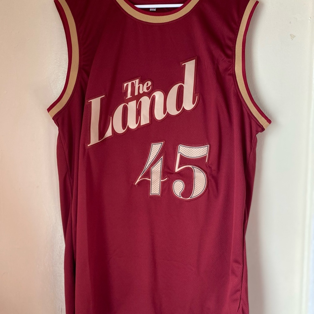 Mitchell embroidered Cleveland  jersey